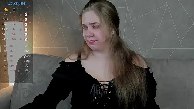 Megan Violer online show from January 29, 6:39 pm