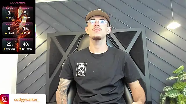 CodyWalkerR online show from February 7, 5:04 am