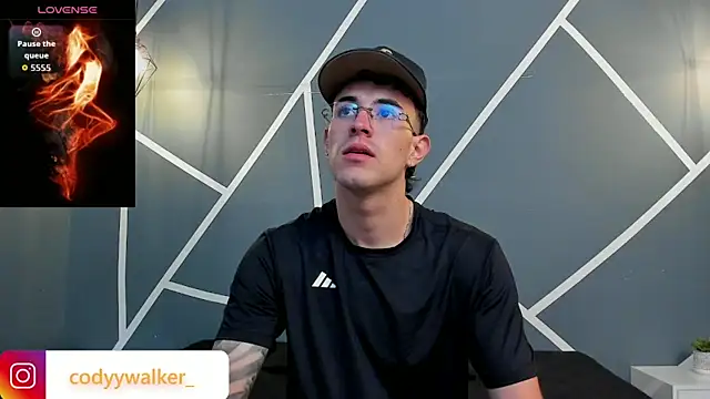 Snapshot of CodyWalkerR chatting on April 22, 11:22 pm CodyWalkerR online show from April 22, 11:22 pm