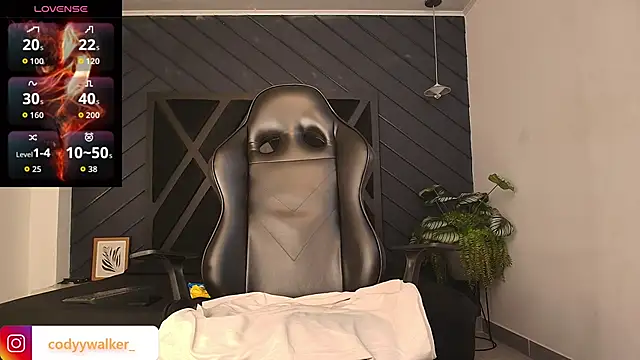 CodyWalkerR online show from March 6, 5:13 am