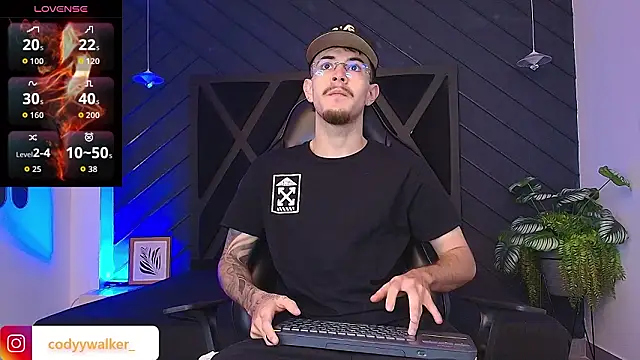 CodyWalkerR online show from March 10, 5:22 am