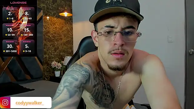 CodyWalkerR online show from April 7, 12:56 am