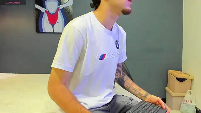 CodyWalkerR online show from October 16, 5:10 pm