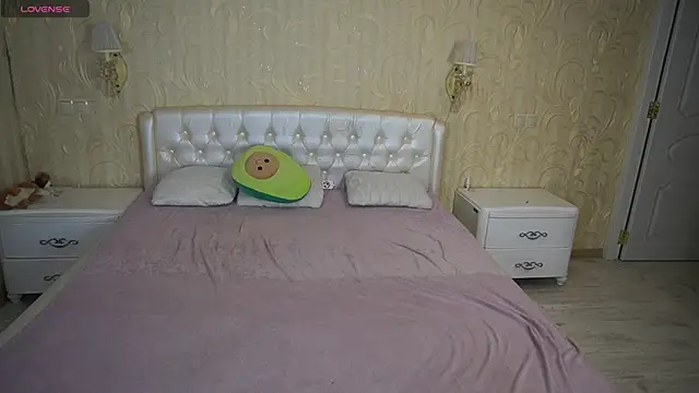 LunaaMayy online show from November 19, 10:10 pm