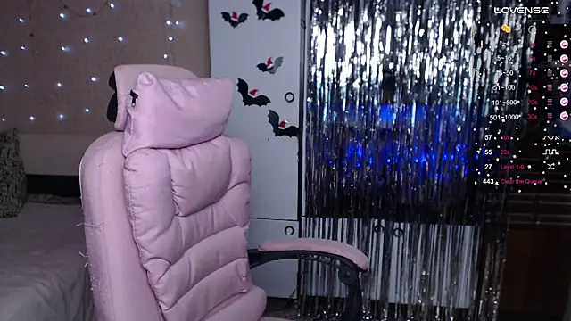Snapshot of Vanessa_AmiX chatting on December 24, 11:17 am Vanessa AmiX online show from December 24, 11:17 am