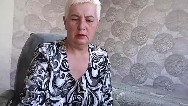 NicoleOlla online show from October 16, 2:42 am