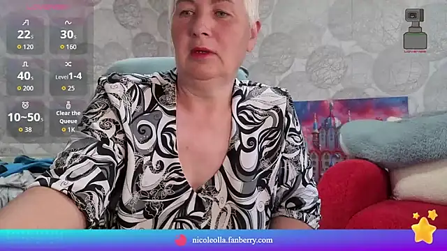 NicoleOlla online show from May 13, 2:18 am
