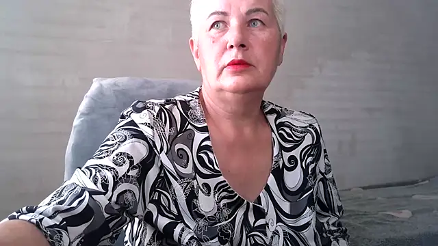 NicoleOlla online show from September 24, 1:46 am