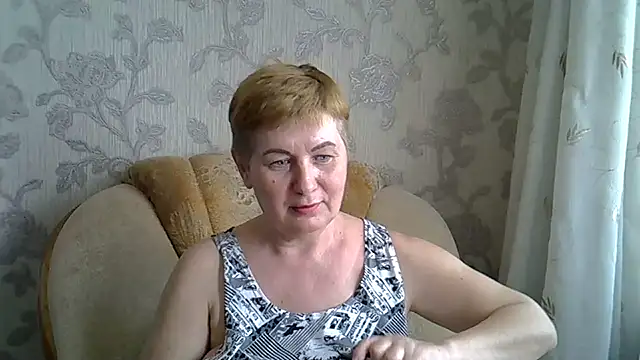 NicoleOlla online show from March 12, 7:13 am
