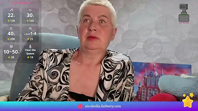 NicoleOlla online show from May 13, 2:24 pm