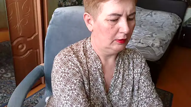 NicoleOlla online show from February 24, 6:05 am