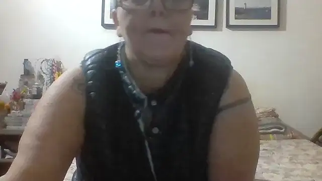 brasiliana49 online show from May 2, 3:45 am