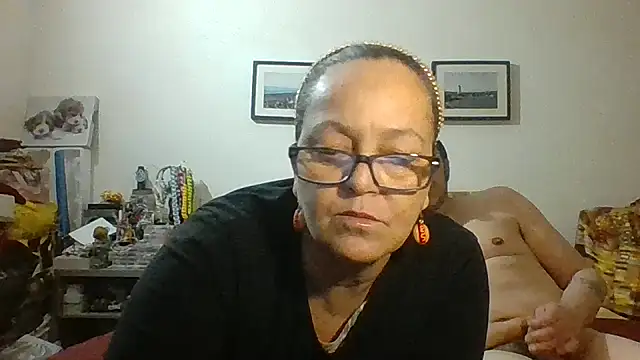 brasiliana49 online show from April 18, 3:53 am