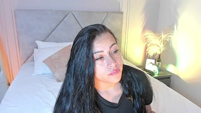 Miss Ambeer online show from March 8, 1:03 pm