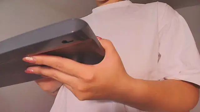 RachelStein online show from March 12, 2:28 am