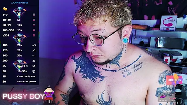 Snapshot of princeFtm chatting on March 26, 2:37 pm princeFtm online show from March 26, 2:37 pm