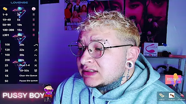 Snapshot of princeFtm chatting on February 22, 3:35 pm princeFtm online show from February 22, 3:35 pm