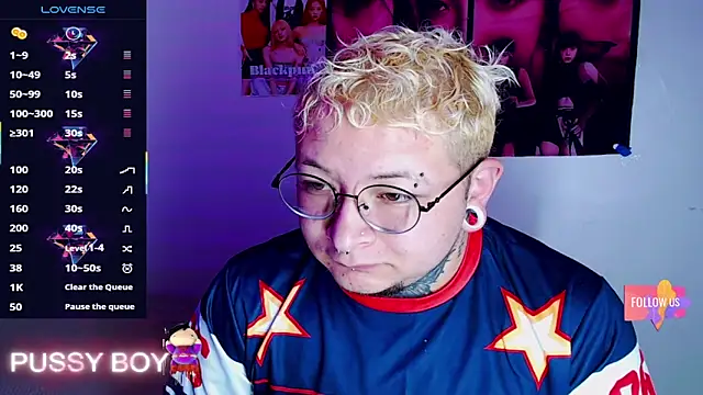 Snapshot of princeFtm chatting on February 19, 2:58 pm princeFtm online show from February 19, 2:58 pm