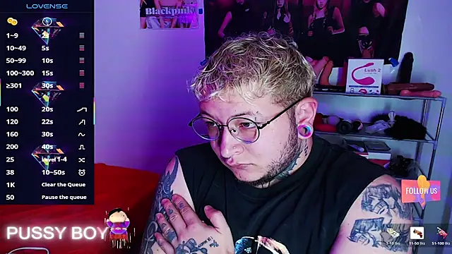 Snapshot of princeFtm chatting on March 17, 3:59 pm princeFtm online show from March 17, 3:59 pm