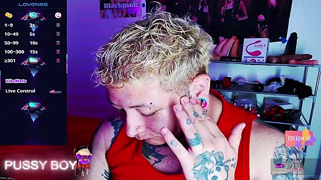 Snapshot of princeFtm chatting on March 14, 4:02 pm princeFtm online show from March 14, 4:02 pm