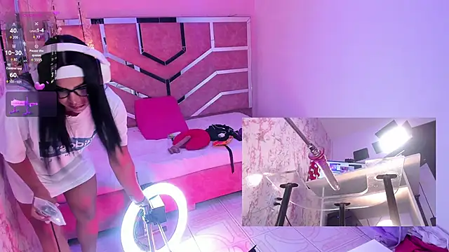 Alice Roys online show from March 19, 2:17 pm