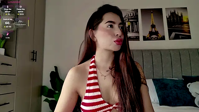 Snapshot of caralella chatting on June 1, 8:41 pm caralella online show from June 1, 8:41 pm