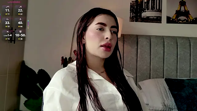 Snapshot of caralella chatting on May 17, 7:58 pm caralella online show from May 17, 7:58 pm