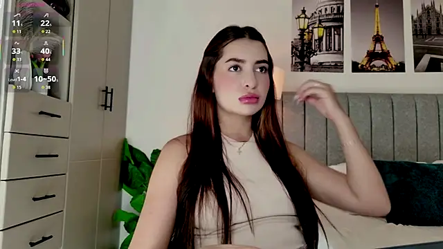 Snapshot of caralella chatting on May 8, 8:23 pm caralella online show from May 8, 8:23 pm