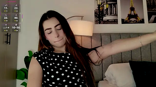 Snapshot of caralella chatting on June 2, 8:31 pm caralella online show from June 2, 8:31 pm