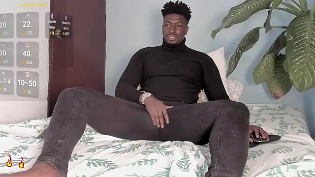 Snapshot of michaell_james7 chatting on November 15, 10:14 pm michaell james7 online show from November 15, 10:14 pm