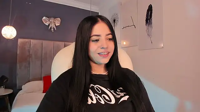Maaiitee online show from March 2, 3:52 pm