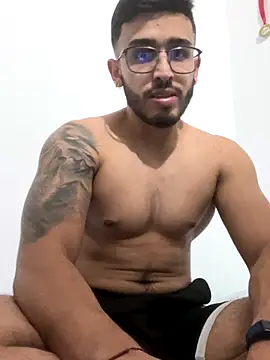 Snapshot of Liam_Kleiin chatting on October 8, 12:45 am Liam Kleiin online show from October 8, 12:45 am