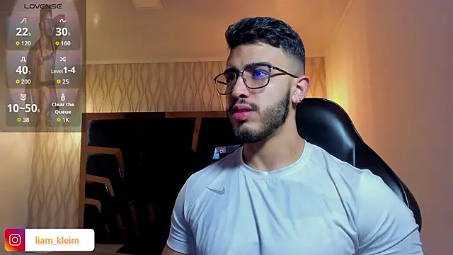 Liam Kleiin online show from March 3, 11:28 am