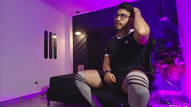 Liam Kleiin online show from March 13, 11:37 am