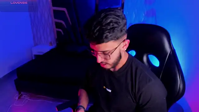 Liam Kleiin online show from January 14, 11:25 am