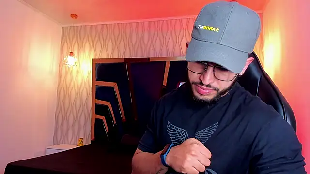 Liam Kleiin online show from February 7, 11:29 am