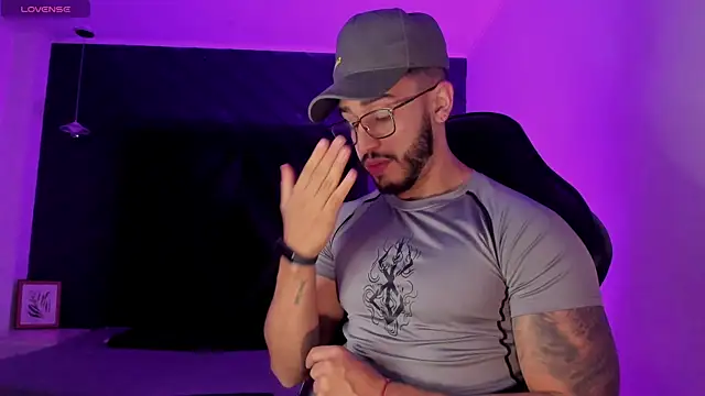 Liam Kleiin online show from November 14, 11:25 am