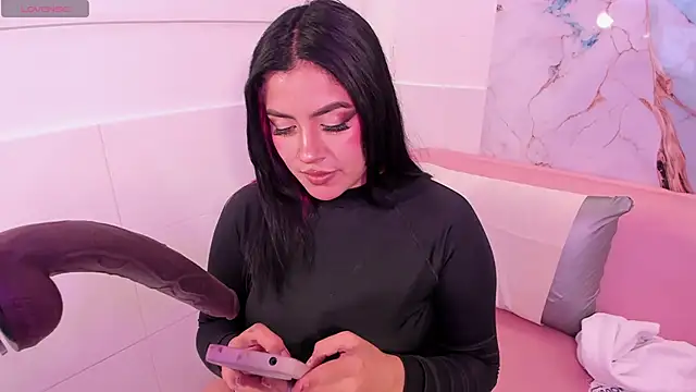 taylor cupper online show from December 21, 3:08 am