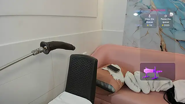 taylor cupper online show from February 14, 4:02 am