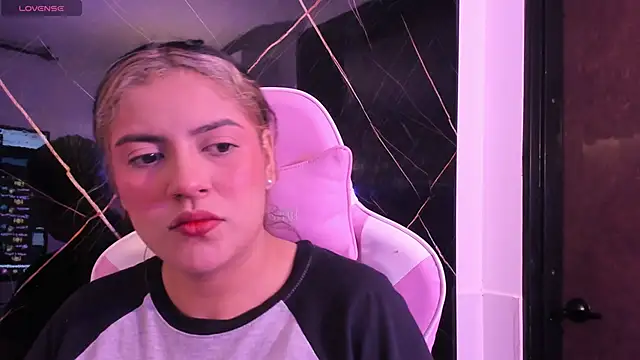 taylor cupper online show from October 2, 7:50 pm