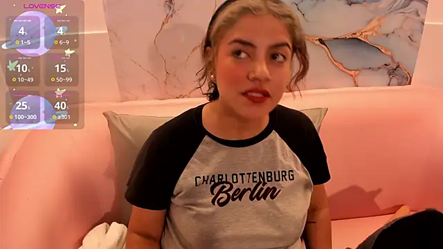 taylor cupper online show from September 22, 3:45 am