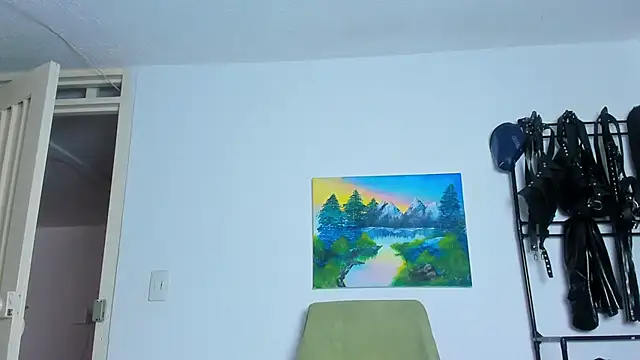 Snapshot of JuanBlade chatting on October 6, 2:40 pm JuanBlade online show from October 6, 2:40 pm