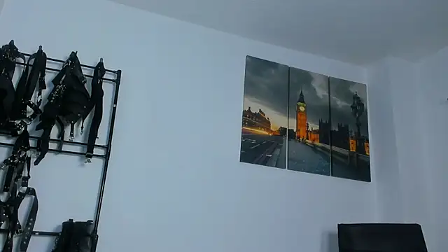 Snapshot of JuanBlade chatting on October 26, 2:39 pm JuanBlade online show from October 26, 2:39 pm