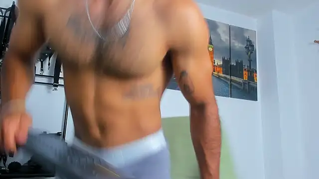 Snapshot of JuanBlade chatting on October 29, 11:31 am JuanBlade online show from October 29, 11:31 am