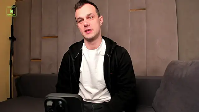 BrandonNorris online show from March 16, 4:31 am