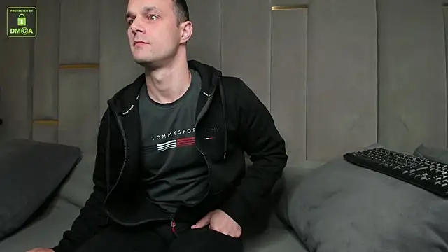 Snapshot of BrandonNorris chatting on September 24, 4:19 am BrandonNorris online show from September 24, 4:19 am