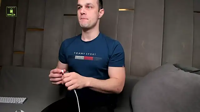 BrandonNorris online show from February 10, 4:44 am