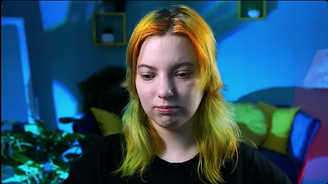 Snapshot of RocKStone_ chatting on January 14, 8:29 am RocKStone online show from January 14, 8:29 am