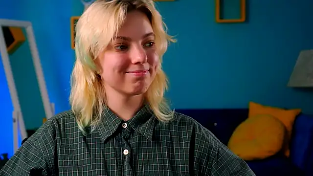 Snapshot of RocKStone_ chatting on March 3, 7:35 am RocKStone  online show from March 3, 7:35 am