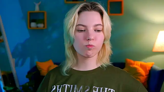 Snapshot of RocKStone_ chatting on March 4, 10:24 am RocKStone  online show from March 4, 10:24 am